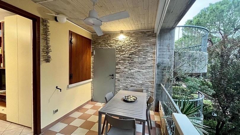 Green Apartment And Pools Desenzano del Garda Ngoại thất bức ảnh